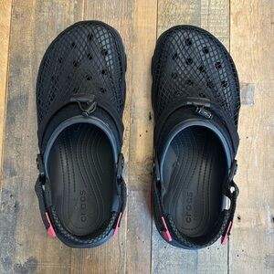 Staples x Crocs All Terrain Homing Pigeon, size 11